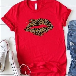 Leporad Lip Graphic T